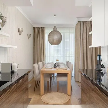 Apartment 3-bedroom Luxurious