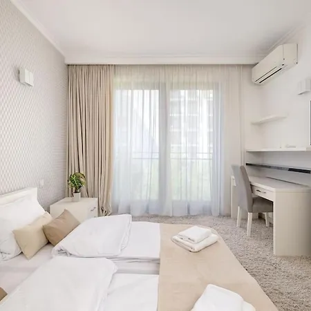 Apartment 3-bedroom Luxurious Warsaw